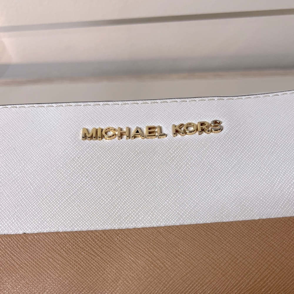 Michael Kors Large Color Block Wallet - Picture 4 of 7